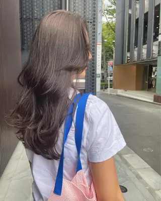 ロング カラー ヘアアレンジ LANVERY所属・うる艶ヘア💐 艶ハイトーン💐彩夏のヘアスタイル