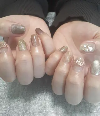 ネイル 鈴木 憂維のネイルデザイン