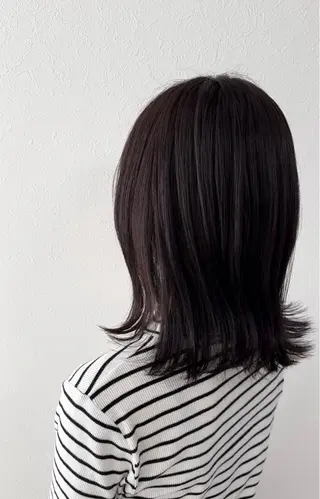 セミロング enne所属・enne こさかのヘアスタイル