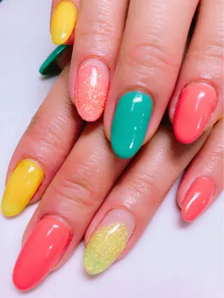 ネイル bijou所属・相馬 礼菜のネイルデザイン