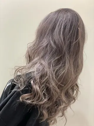 ロング カラー ヘアアレンジ 髪質改善×ハイトーン 中田啄也のヘアスタイル