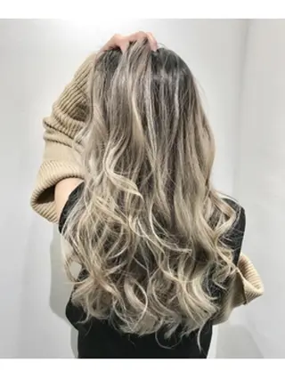 ロング カラー Lien 深井店のヘアスタイル