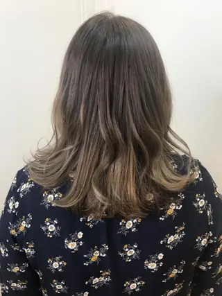 ミディアム カラー 湯浅 了一のヘアスタイル