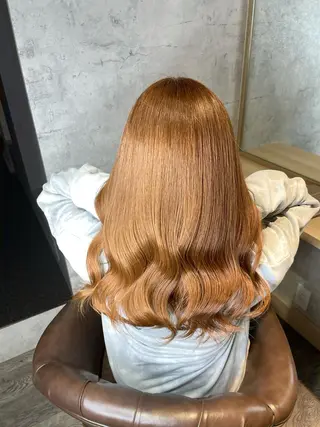 セミロング 🦄艶カラー×韓国 NANA💎🐬のヘアスタイル