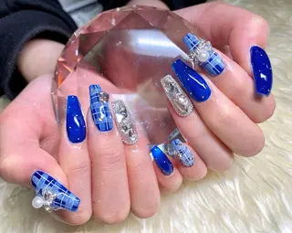 ネイル salon Dahlia所属・サロンダリア Naoのネイルデザイン