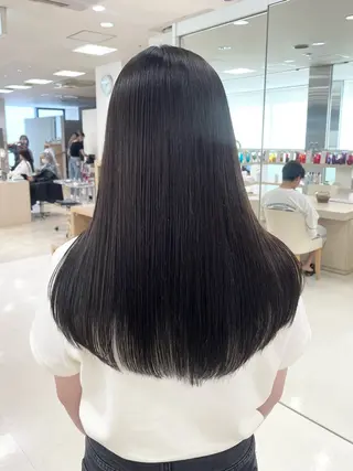 セミロング kenje luscaのヘアスタイル