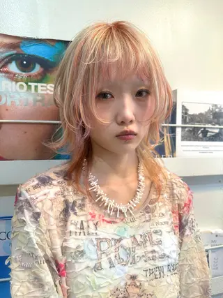 ミディアム レイヤー/ハイトーン ✂︎ゆーぴ✂︎のヘアスタイル