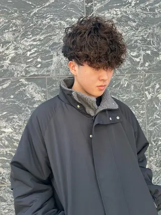 ショート カラー パーマ メンズ 樋野 亮のヘアスタイル