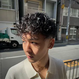 パーマ メンズ INORI🐳/艶カ ラー/レイヤーカットのヘアスタイル