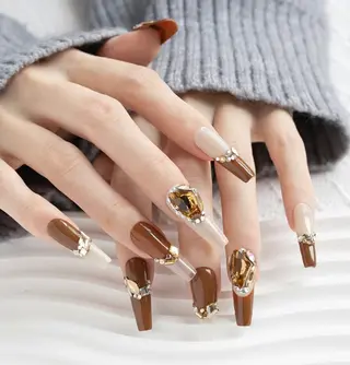 ネイル リボン、ガーリー パーツ放題専門店のネイルデザイン