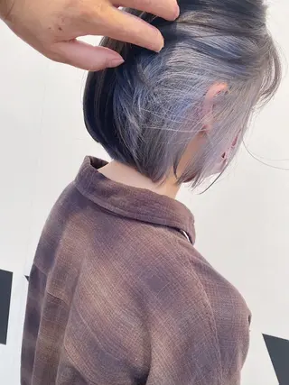 ショート カラー ブリーチカラー/ 岩破瑞希のヘアスタイル