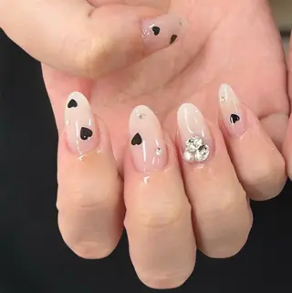 ネイル アトリエ　ミモザ所属・いまむら あかりのネイルデザイン