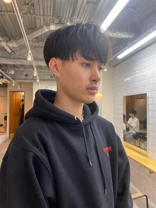 メンズ シャドウパーマ/ 波巻パーマYu-Kiのヘアスタイル