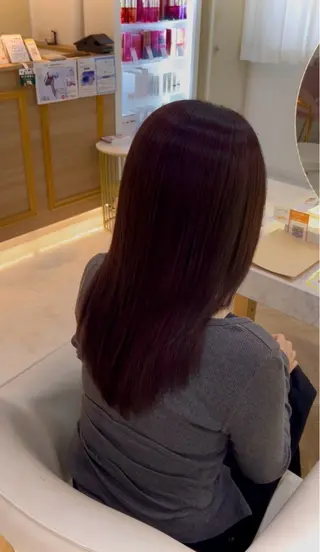 セミロング 飯嶋 萌のヘアスタイル
