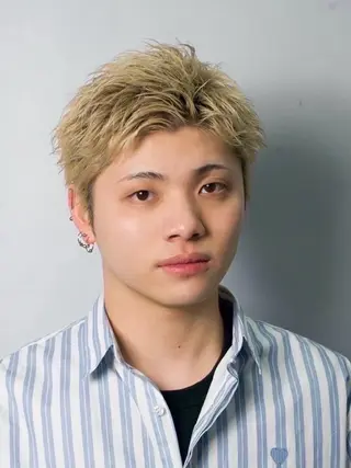 カラー ショート メンズ ヒロ銀座　並木新橋店所属・ヨシダ リノのヘアスタイル