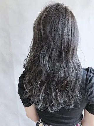 セミロング カラー MOU namba ムウナンバのヘアスタイル