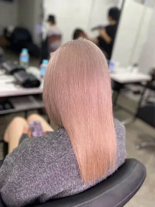 ロング TACE新宿所属・おさない りくのヘアスタイル