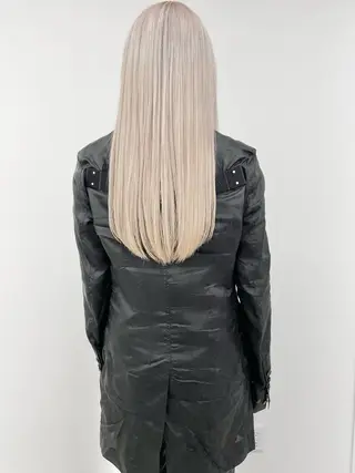 ロング カラー Lann    HAIR•MAKE所属・渡邉 琢也のヘアスタイル