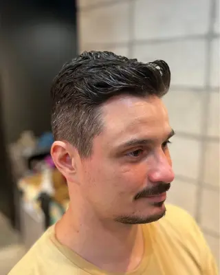 ミディアム FRANK'S BARBER WEST TOKYO所属・吉祥寺メンズカット hanaのヘアスタイル