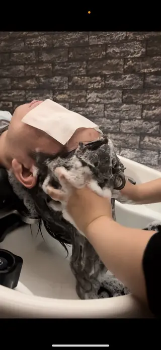 kotone🦋 艶髪/似合わせカラーのヘアスタイル