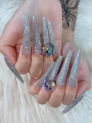   MAKInailのネイルデザイン