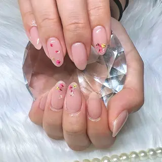 ネイル Kobayashi Komugiのネイルデザイン