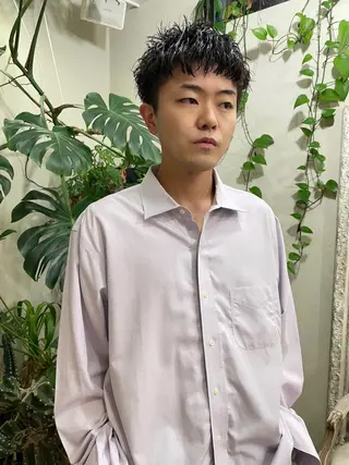 ショート パーマ log所属・近藤 裕嗣のヘアスタイル