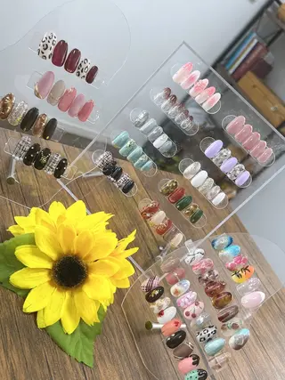 ネイル Beauty　salon Alona所属・Nail salon Charmanteのネイルデザイン