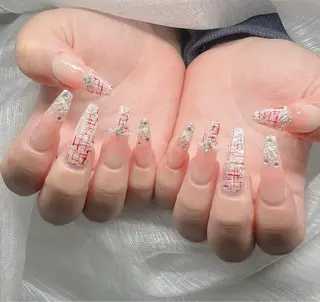 ネイル Lee Nailsのネイルデザイン