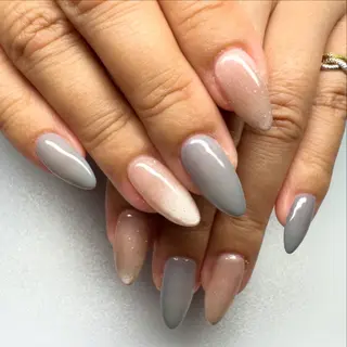 ネイル AuraDea nail所属・AuraDea Mayaのネイルデザイン
