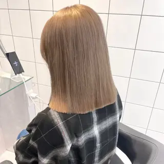 ミディアム 🫧うる艶トレンド 🫧透明感カラーのヘアスタイル