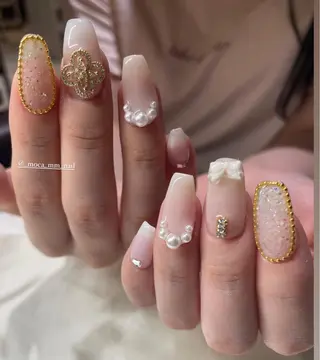 ネイル moca心斎橋所属・˚✧⁺⭐︎༚moca miyuu⁎⁺˳✧༚のネイルデザイン