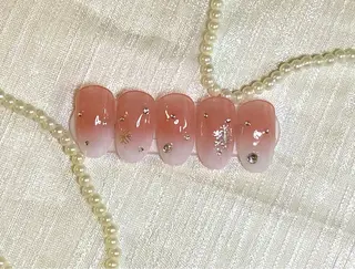 ネイル エリアネイルサロン所属・つ きのネイルデザイン