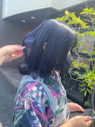 ミディアム maco 艶感ハイトーン🦋のヘアスタイル