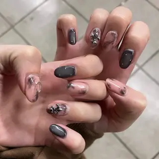 ネイル 友野 遥のネイルデザイン