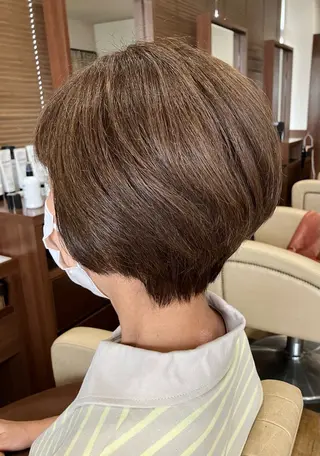 ショート 平川 かなこのヘアスタイル