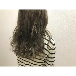 セミロング カラー 荒木 拓也のヘアスタイル