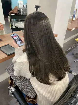 ロング カラー カラーモデル募集🔥 西梅田/六角一咲のヘアスタイル