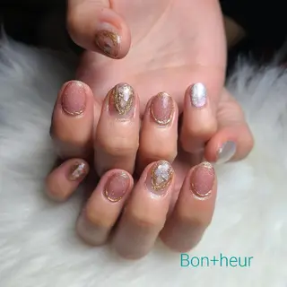 ネイル 宮口 紗子のネイルデザイン