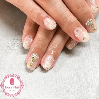 ネイル tiarynail K Kのネイルデザイン
