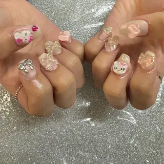 ネイル VIERU 🌈🎀💖のネイルデザイン