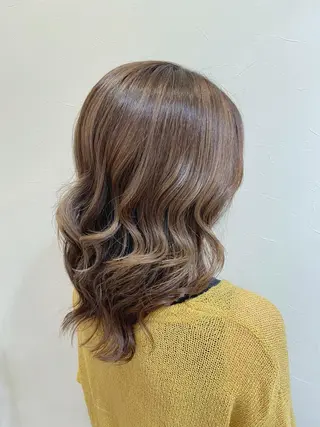 セミロング カラー Total beauty Noalo所属・Total beau ty  Noaloのエステ・リラクイメージ