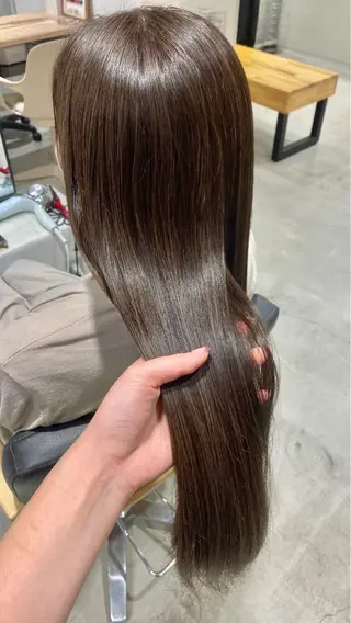 ロング 河合 萌のヘアスタイル