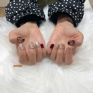 ネイル SHINE nail salonのネイルデザイン