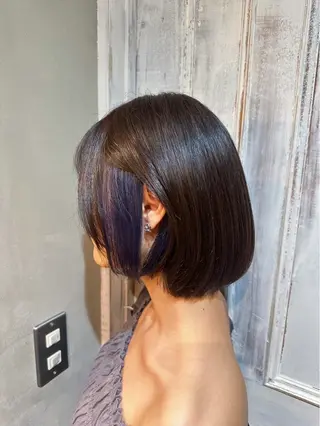 ショート カラー saya 🧸 カット/縮毛矯正のヘアスタイル