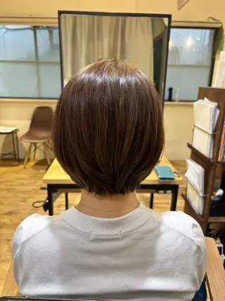 ショート 艶カラー🫧 推しカラー🧸楽歌のヘアスタイル