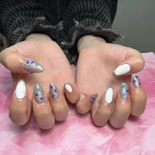 ミディアム hs nail salonのネイルデザイン