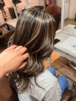 ロング ハイーンカラー/外国 人風カラー/ミノリのヘアスタイル