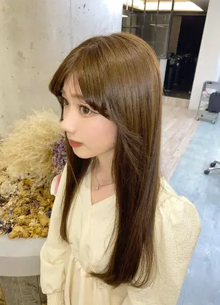 ロング 🎀ハイトーン特化 konomi🎀のヘアスタイル