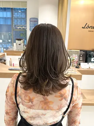 ミディアム カット無料| 青山 |髪質改善のヘアスタイル